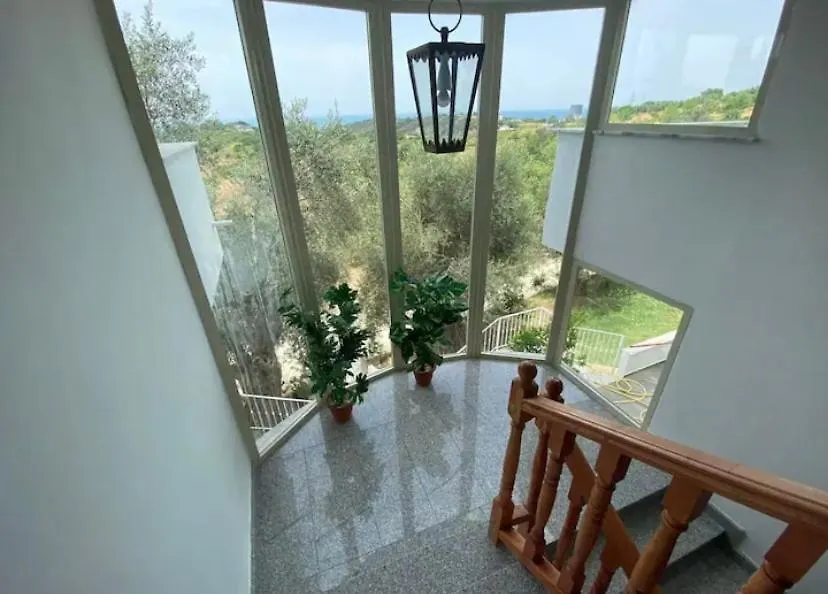Qerana'S Rooms: Corner Of Nature Golem  0*, Golem (Tirana) Albanie